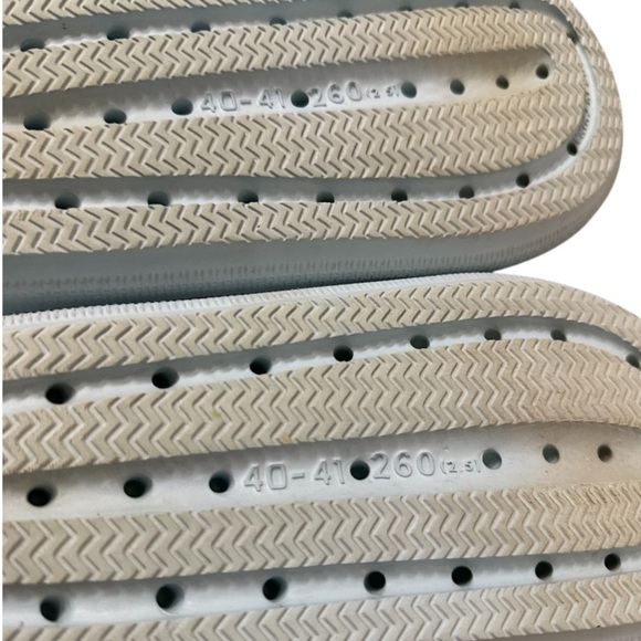 Blue Women’s Cloud Slides Baby Blue size 40-41 - Picture 5 of 8